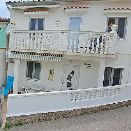Apartmani Ana-Lora Lopar Εξωτερικό φωτογραφία