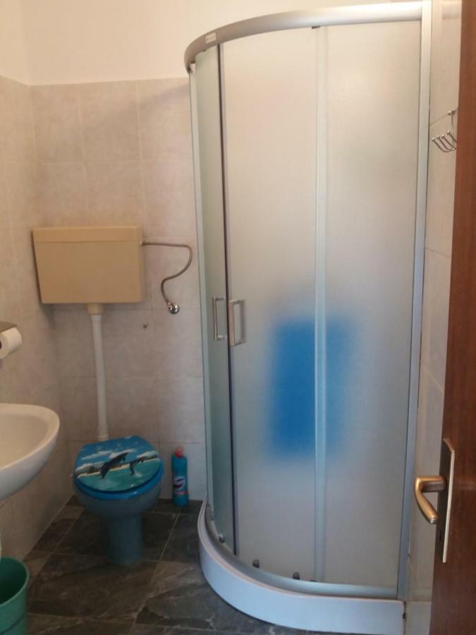 Apartmani Ana-Lora Lopar Εξωτερικό φωτογραφία